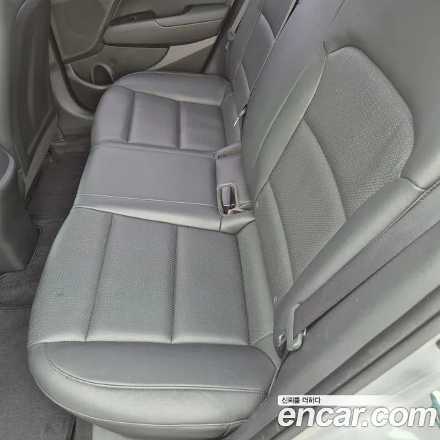 Hyundai Avante 2016 thumb 11