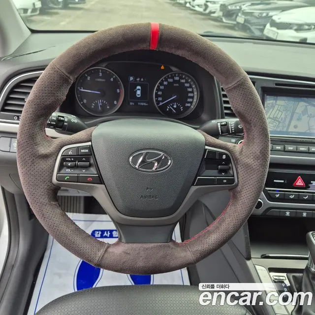 Hyundai Avante 2016 thumb 12