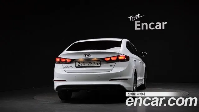 Hyundai Avante 2018 thumb 4