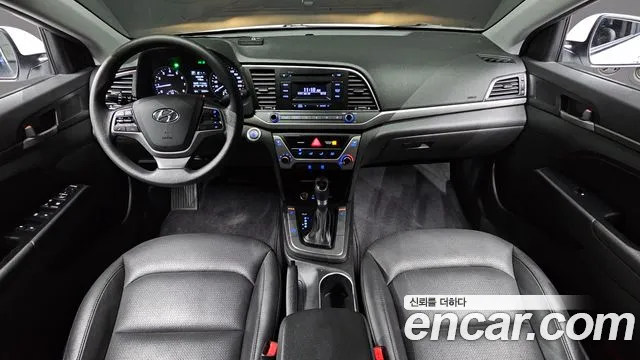 Hyundai Avante 2018 thumb 7