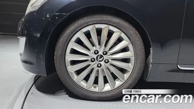 Hyundai Equus 2015 thumb 5
