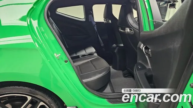 Hyundai Veloster 2019 thumb 11
