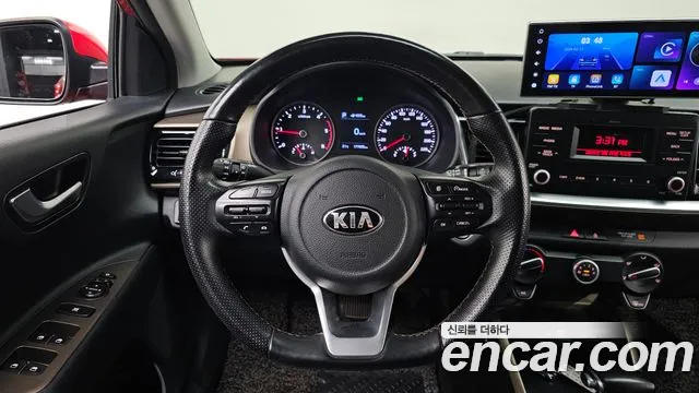 Kia Stonic 2017 thumb 12