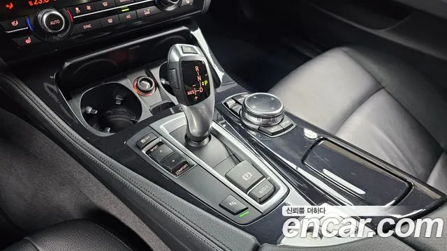 BMW 5 серии 2014 thumb 9