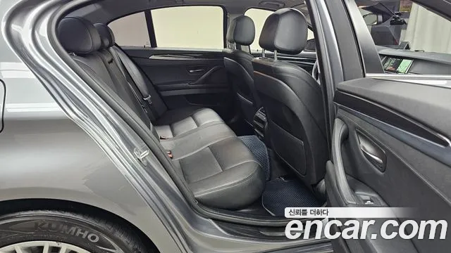 BMW 5 серии 2014 thumb 11
