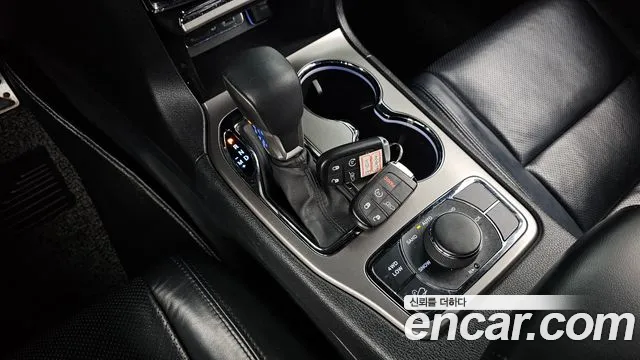 Jeep Cherokee 2019 thumb 9