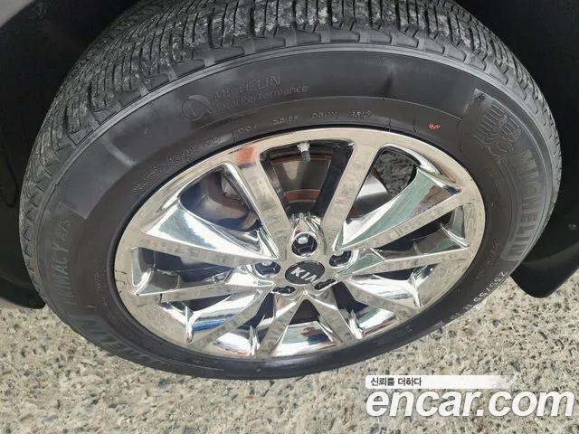 Kia Sorento 2015 thumb 6