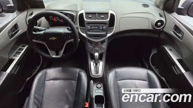 Chevrolet Aveo 2016 thumb 7