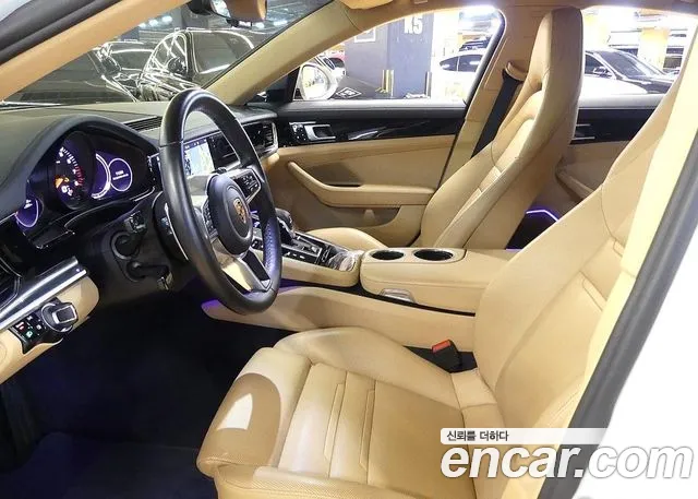 Porsche Panamera 2018 thumb 7