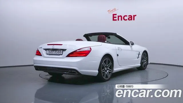 Mercedes-Benz SL-Класс 2016 thumb 2