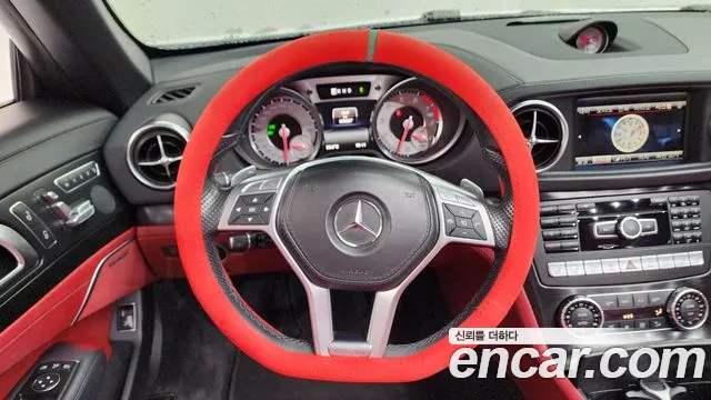 Mercedes-Benz SL-Класс 2016 thumb 12