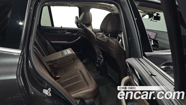 BMW X3 2018 thumb 10