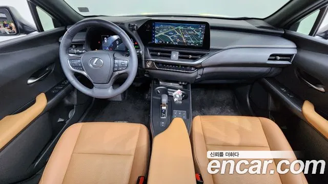 Lexus UX 2025 thumb 7