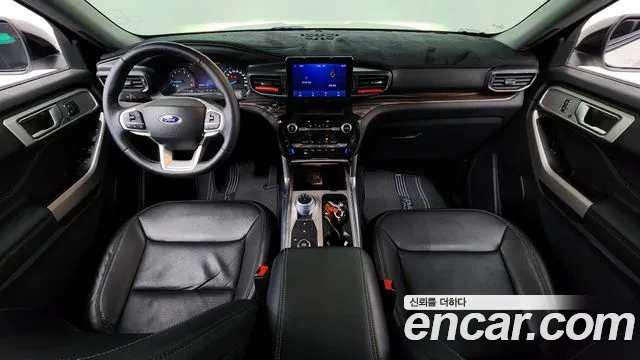 Ford Explorer 2022 thumb 7