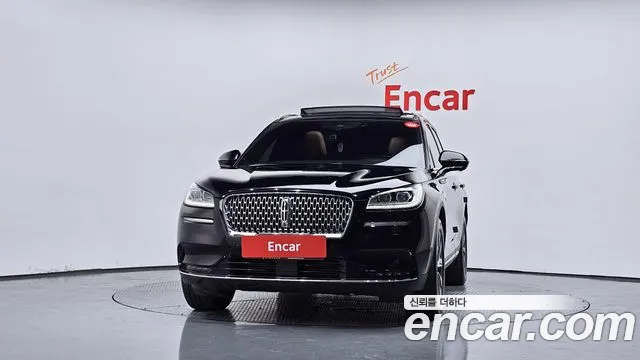 Lincoln Corsair 2021 thumb 3