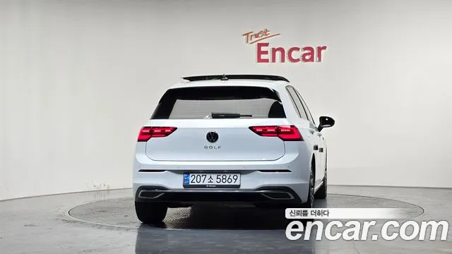 Volkswagen Golf Sportsvan 2024 thumb 3