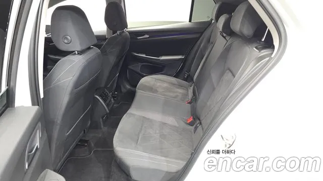 Volkswagen Golf Sportsvan 2024 thumb 10