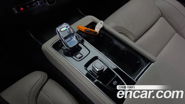 Volvo XC90 2025 thumb 9