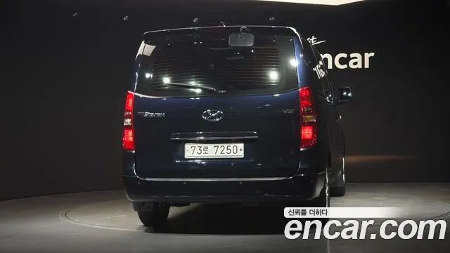 Hyundai Starex 2019 thumb 4