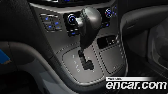 Hyundai Starex 2019 thumb 9
