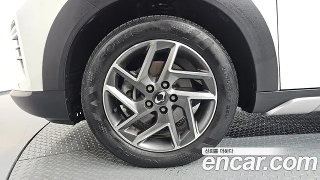 KG_Mobility_Ssangyong TIBOLI 2023 thumb 5