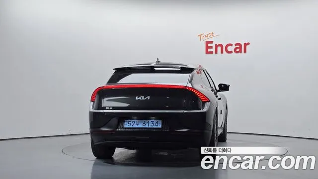 Kia EV6 2022 thumb 4