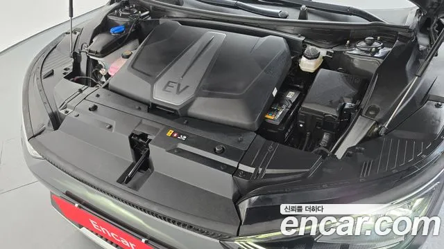 Kia EV6 2022 thumb 6