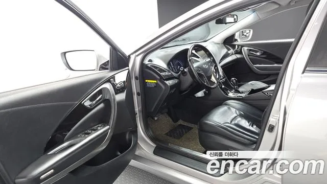 Hyundai Grandeur 2012 thumb 10