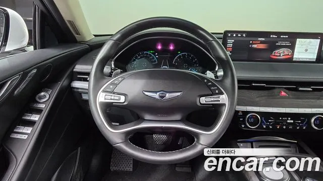 Genesis G80 2020 thumb 11
