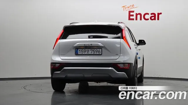 Kia Niro 2026 thumb 4