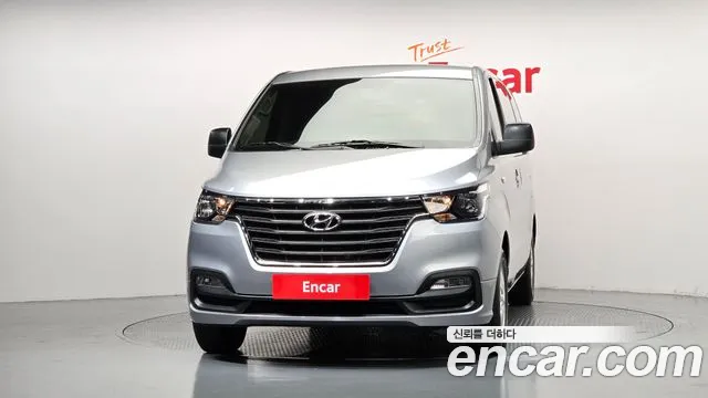 Hyundai Starex 2021 thumb 3