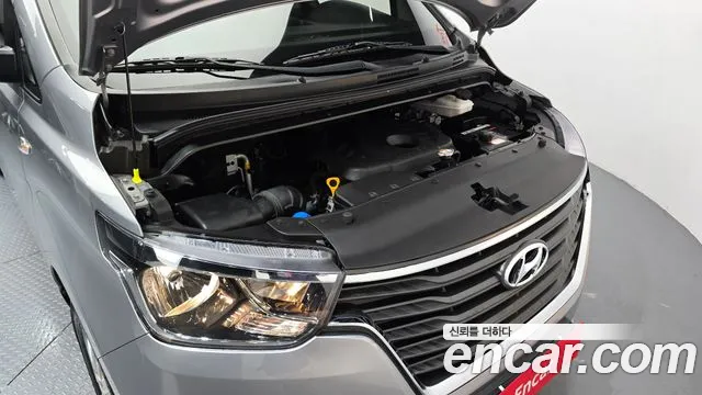 Hyundai Starex 2021 thumb 6