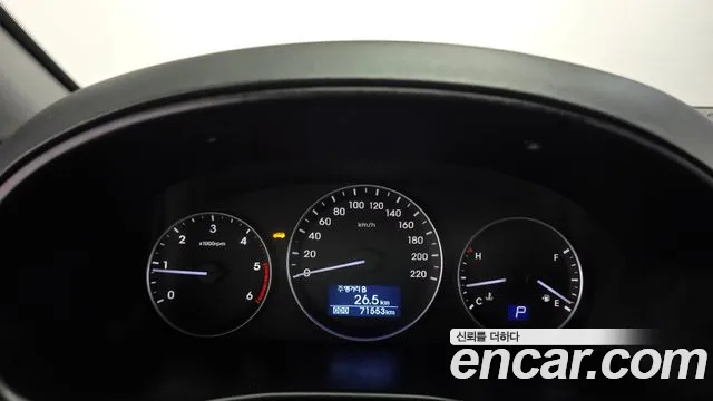 Hyundai Starex 2021 thumb 8