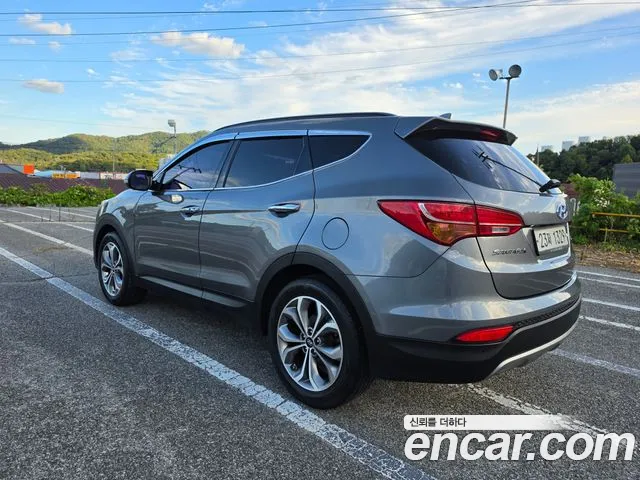 Hyundai Santa Fe 2014 thumb 6