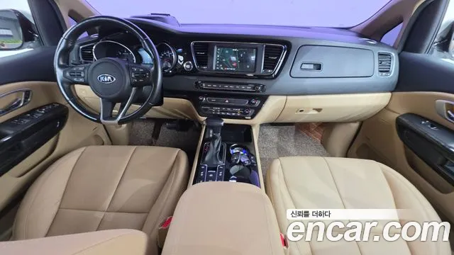 Kia Carnival 2018 thumb 7