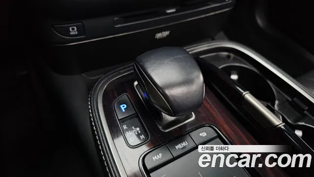 Lexus LS 2021 thumb 9