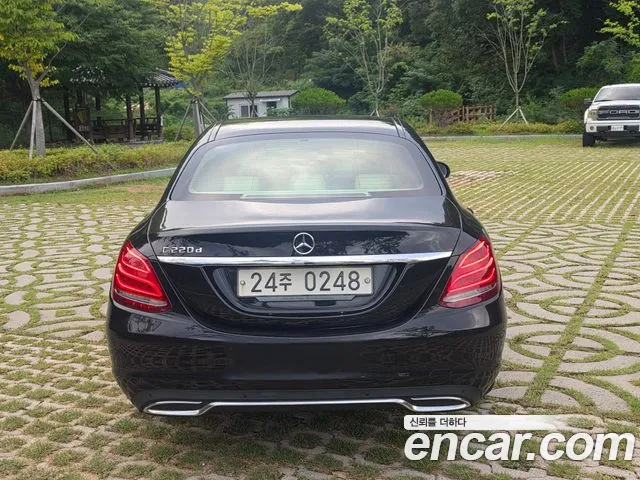 Mercedes-Benz C-Класс 2016 thumb 3