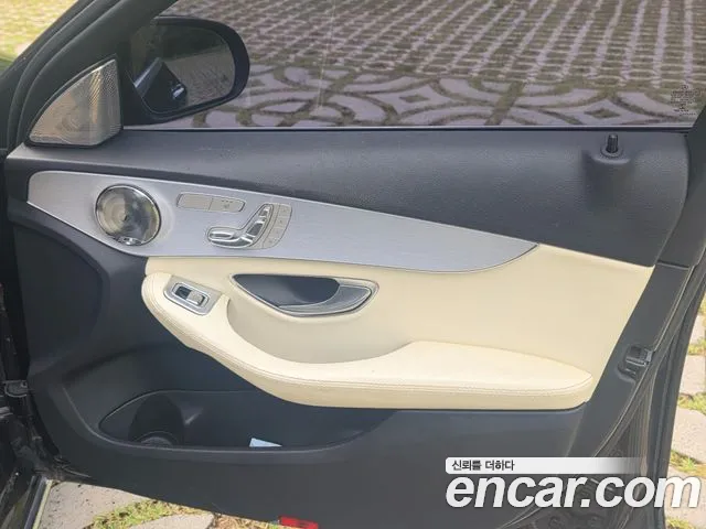 Mercedes-Benz C-Класс 2016 thumb 9