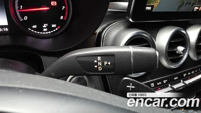 Mercedes-Benz GLC 2019 thumb 9