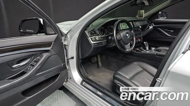 BMW 5 серии 2014 thumb 11