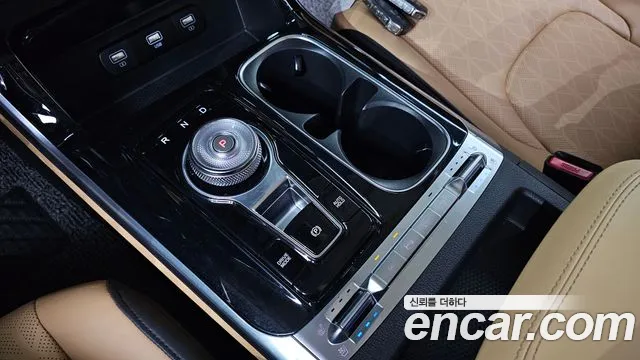 Kia Carnival 2021 thumb 8
