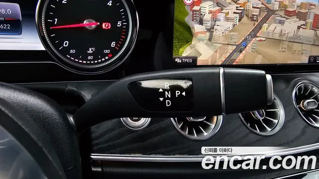 Mercedes-Benz E-Класс 2019 thumb 9