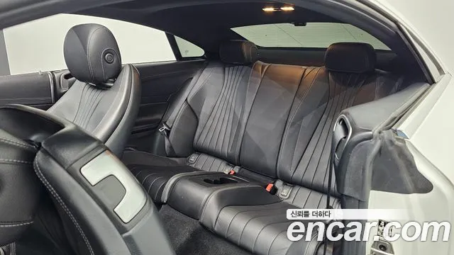Mercedes-Benz E-Класс 2019 thumb 12