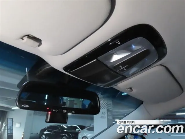 Hyundai Grandeur 2013 thumb 10