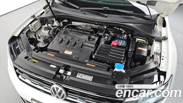 Volkswagen Tiguan 2018 thumb 6
