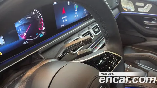 Mercedes-Benz GLS 2026 thumb 9