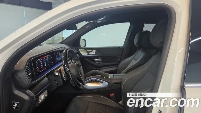 Mercedes-Benz GLS 2026 thumb 10