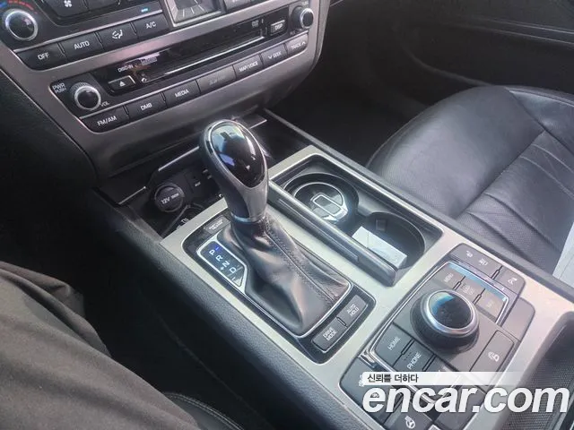 Hyundai Genesis 2014 thumb 9