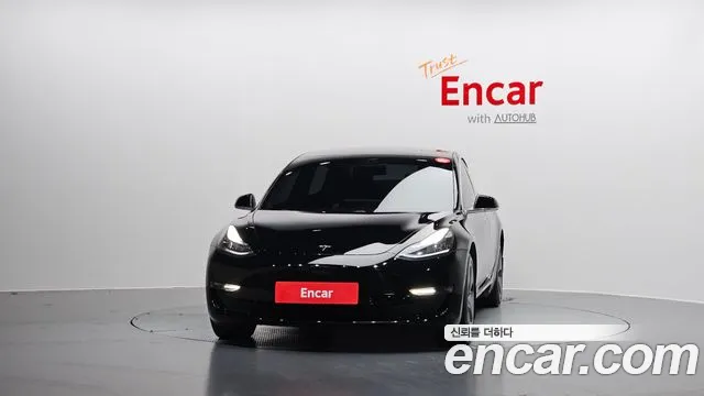 Tesla Model 3 2020 thumb 3