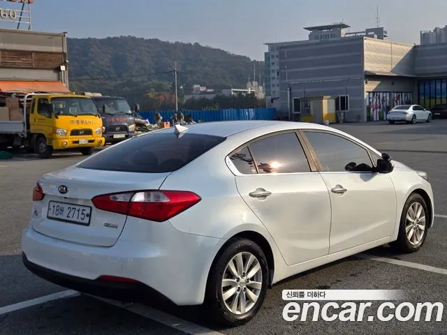 Kia K3 2014 thumb 5